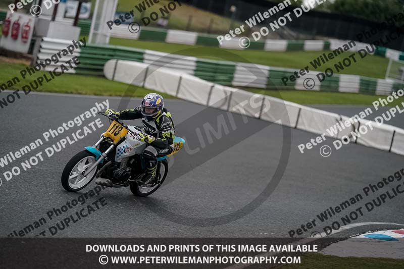 enduro digital images;event digital images;eventdigitalimages;mallory park;mallory park photographs;mallory park trackday;mallory park trackday photographs;no limits trackdays;peter wileman photography;racing digital images;trackday digital images;trackday photos